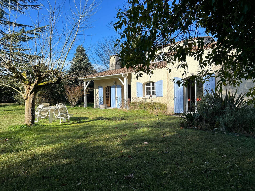 Maison à YVRAC