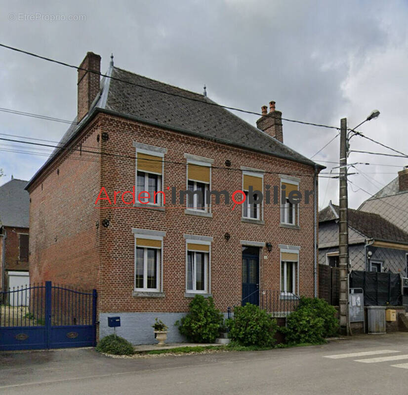 Maison à ROCQUIGNY