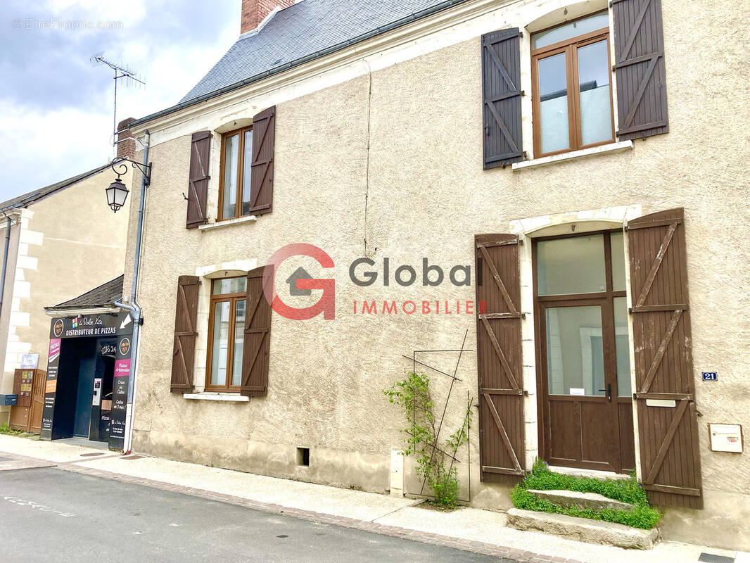 Maison à PONTVALLAIN