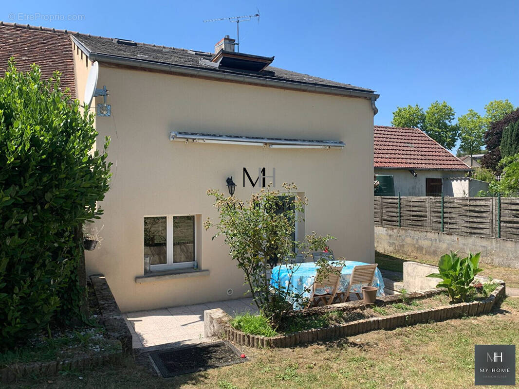 Maison à MORTAGNE-AU-PERCHE