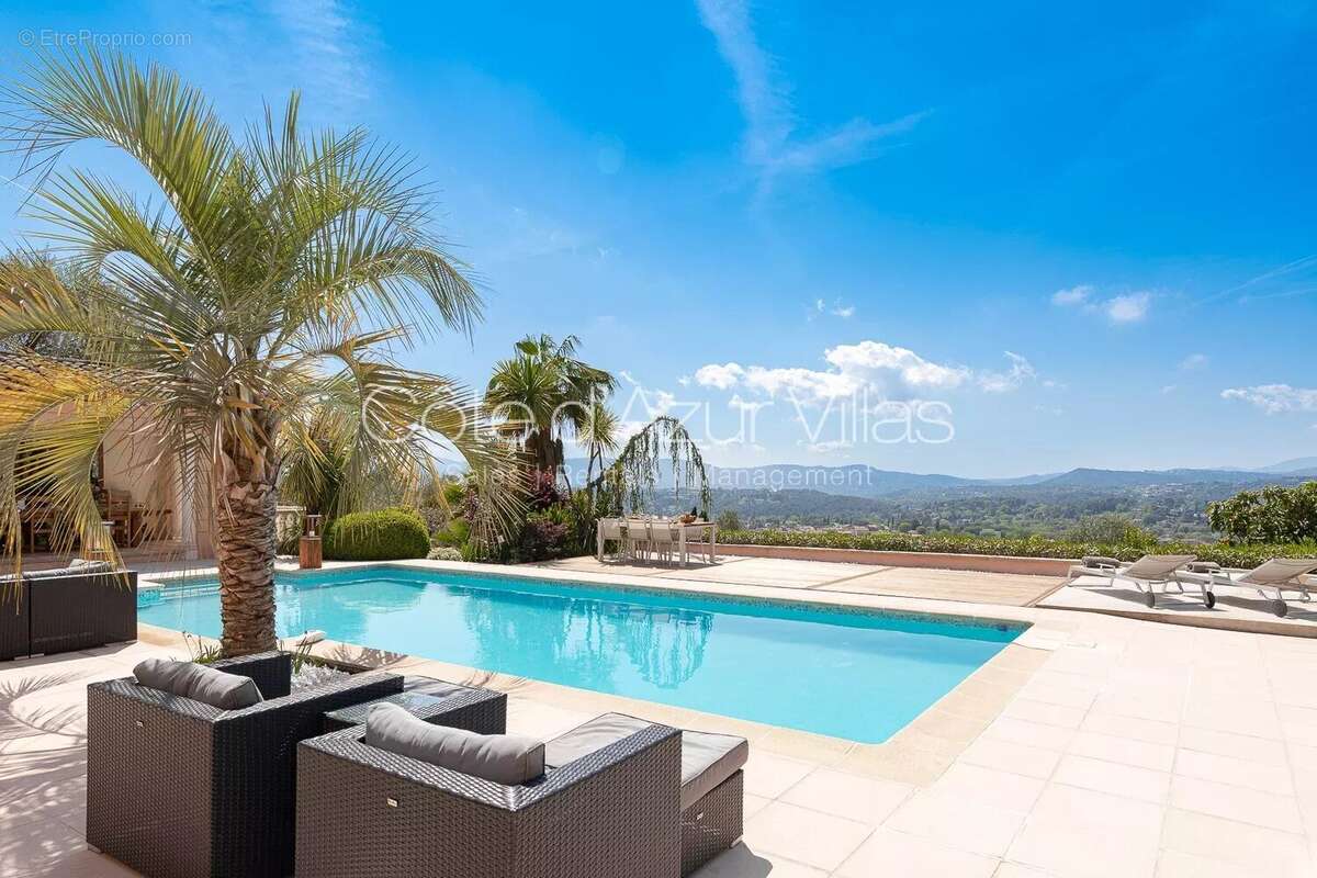 Maison à MOUGINS