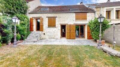 Maison à NEUVILLE-SUR-OISE