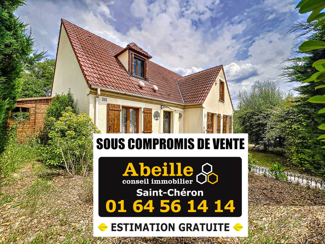 Maison à SAINT-CHERON
