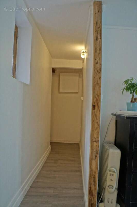 Appartement à PARIS-1E
