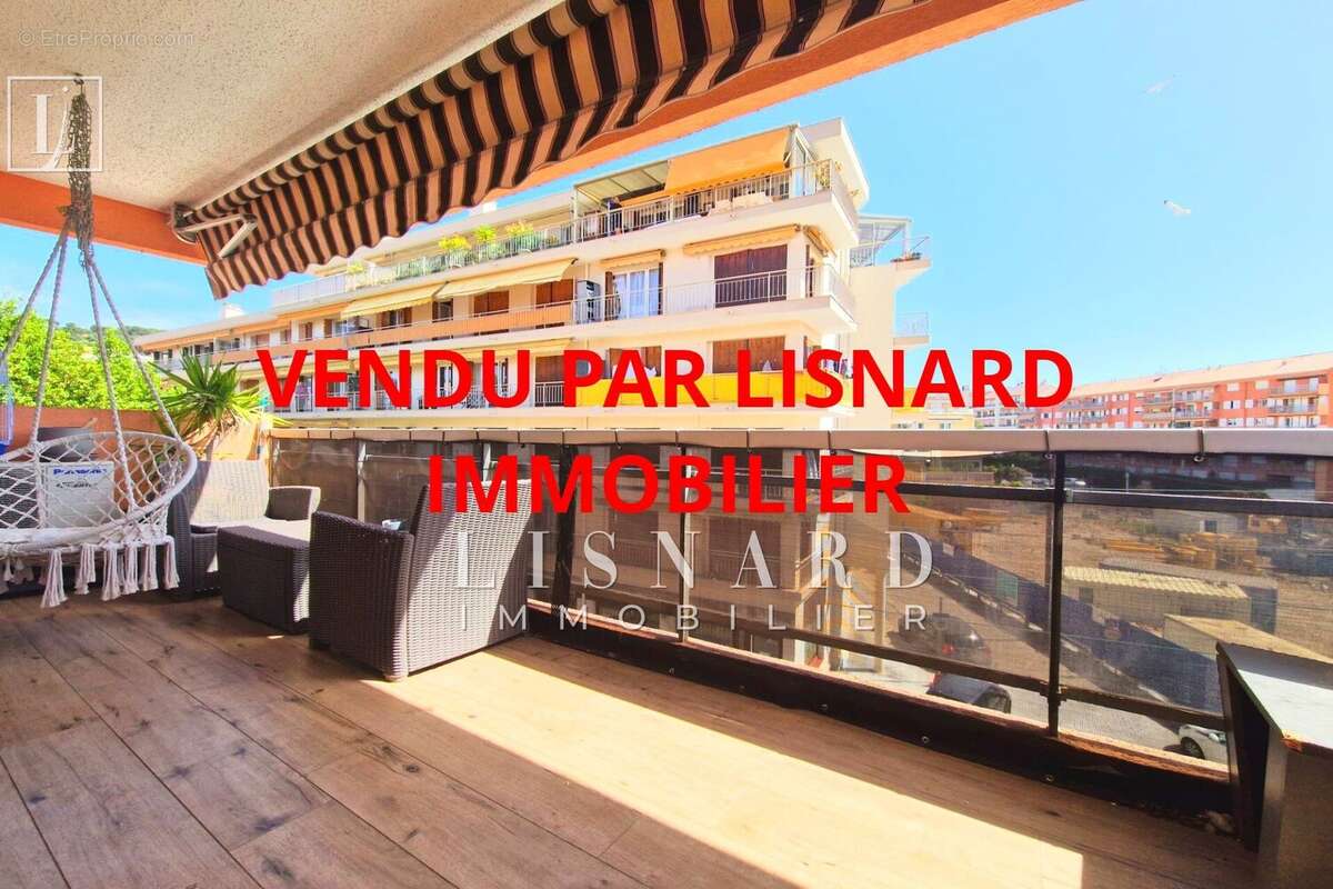Appartement à VALLAURIS