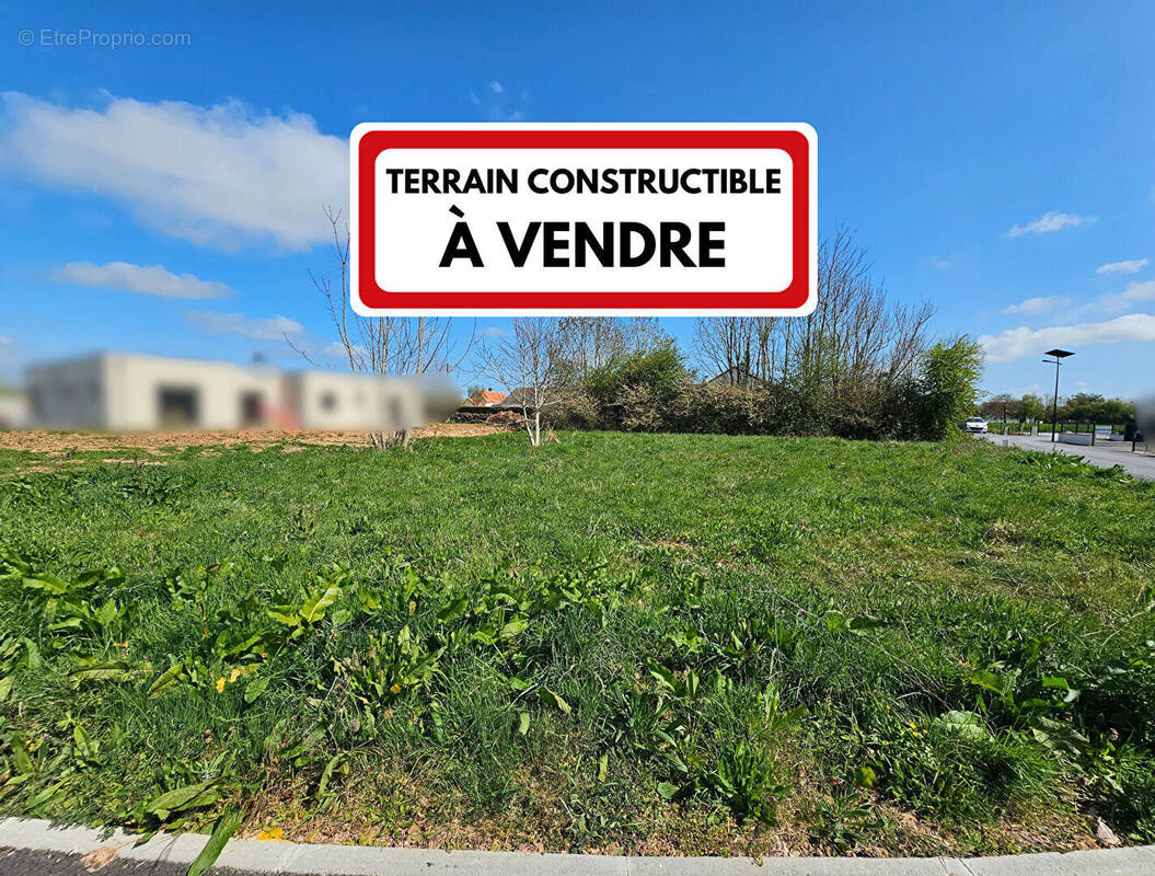 Terrain à CARENTAN