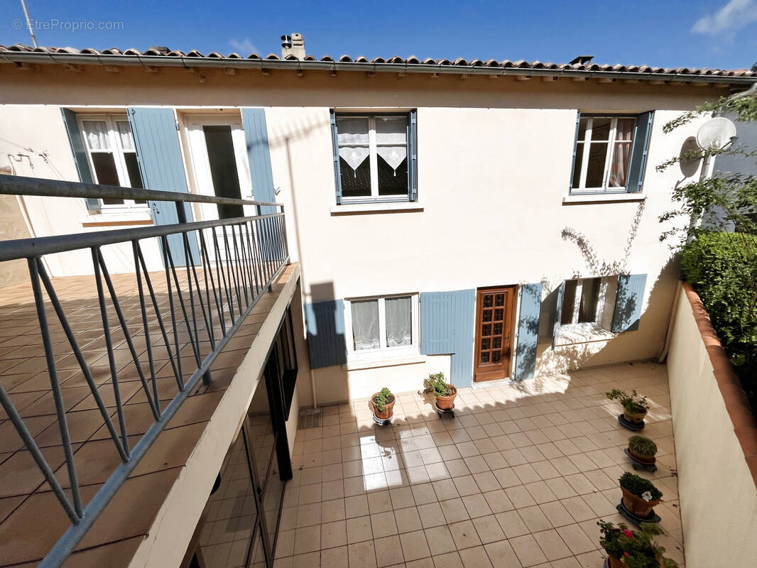 Maison à COGNAC