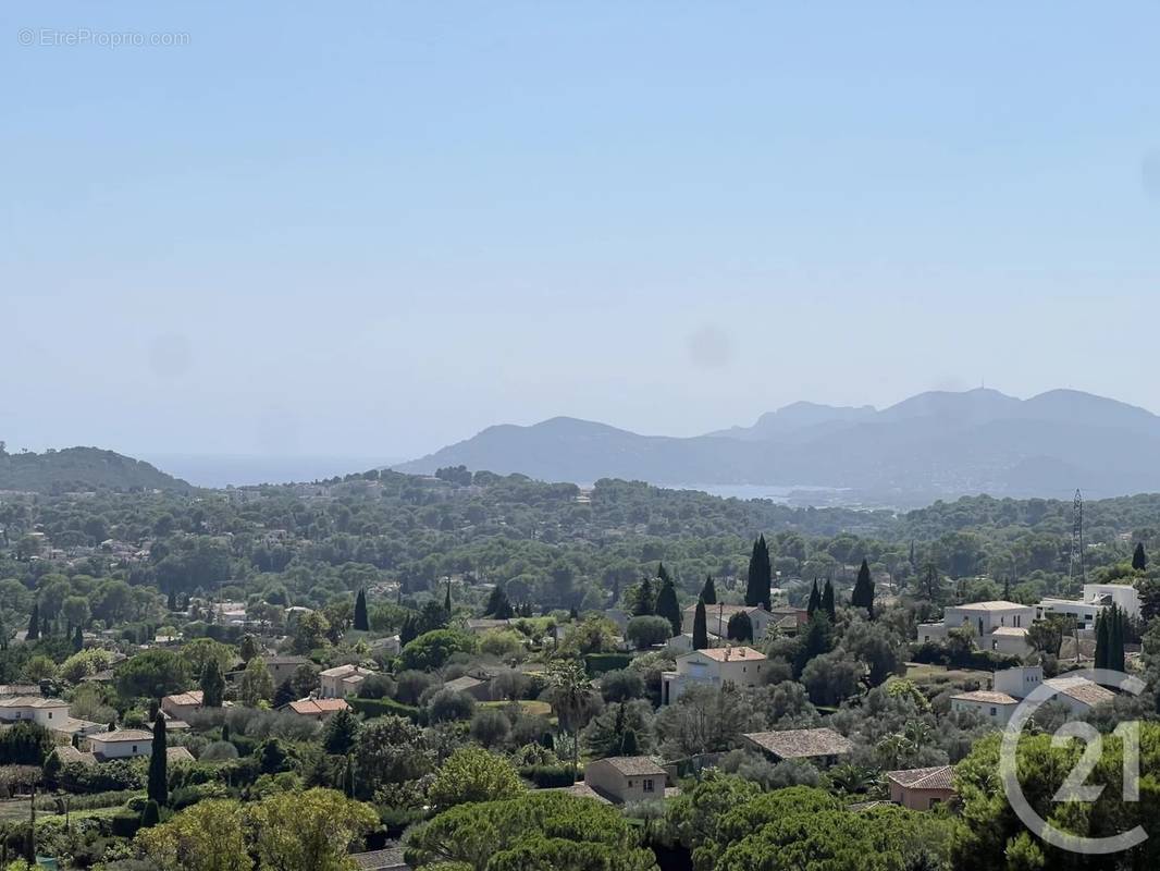Maison à MOUGINS