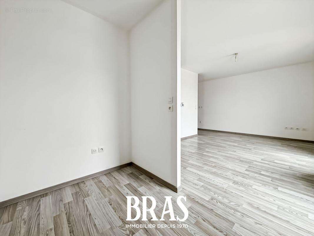 Appartement à SAINT-SEBASTIEN-SUR-LOIRE