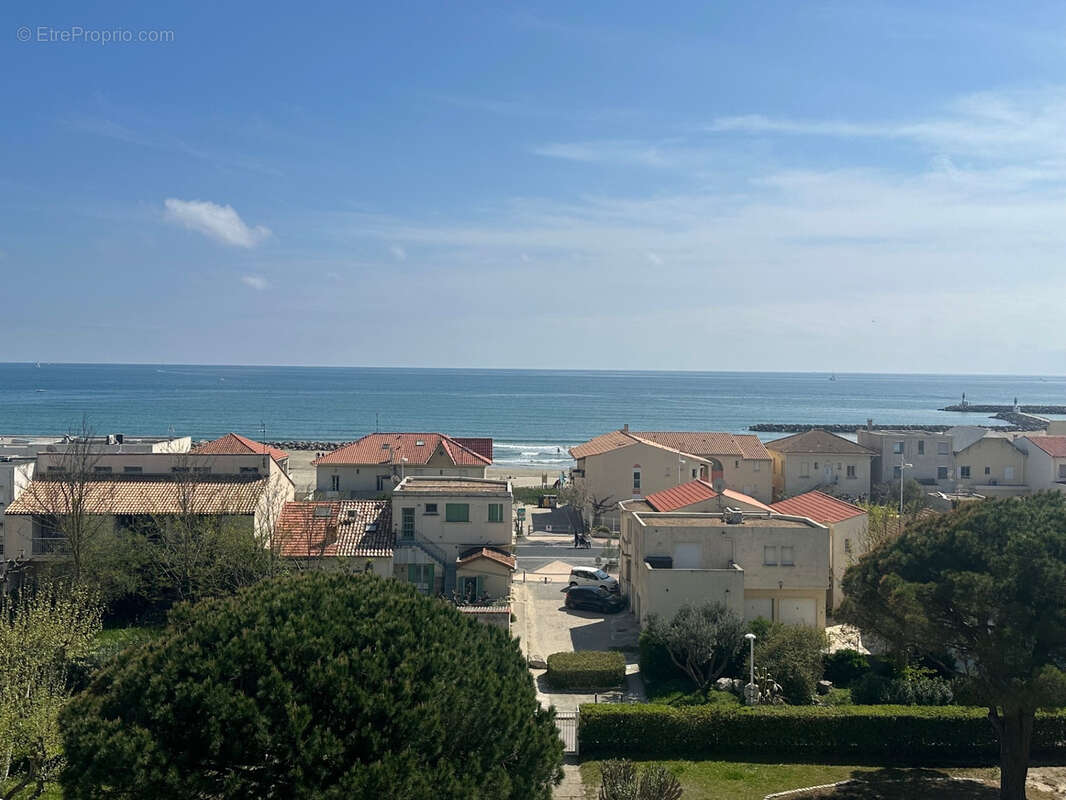 Appartement à MAUGUIO