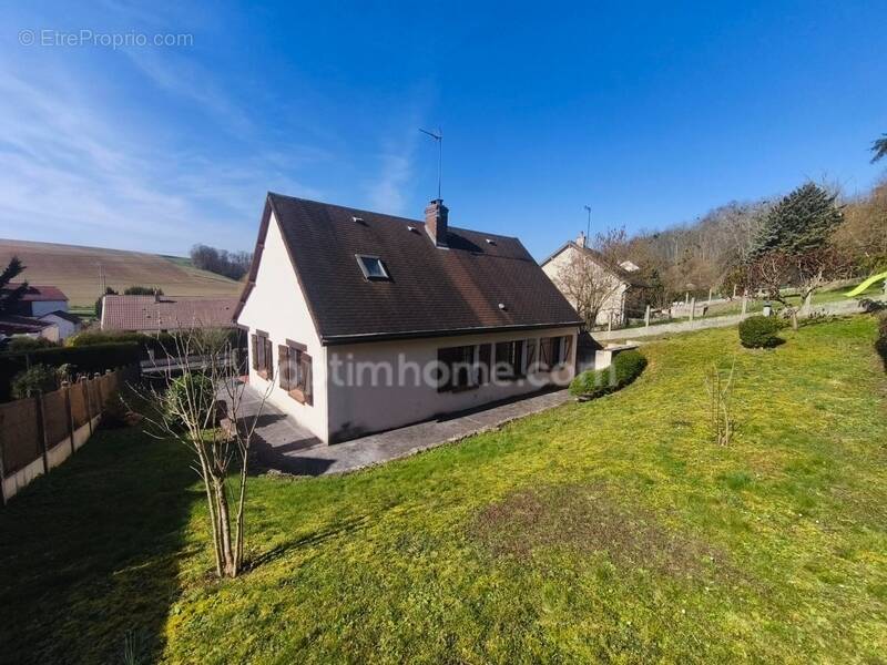 Maison à MAZANGE