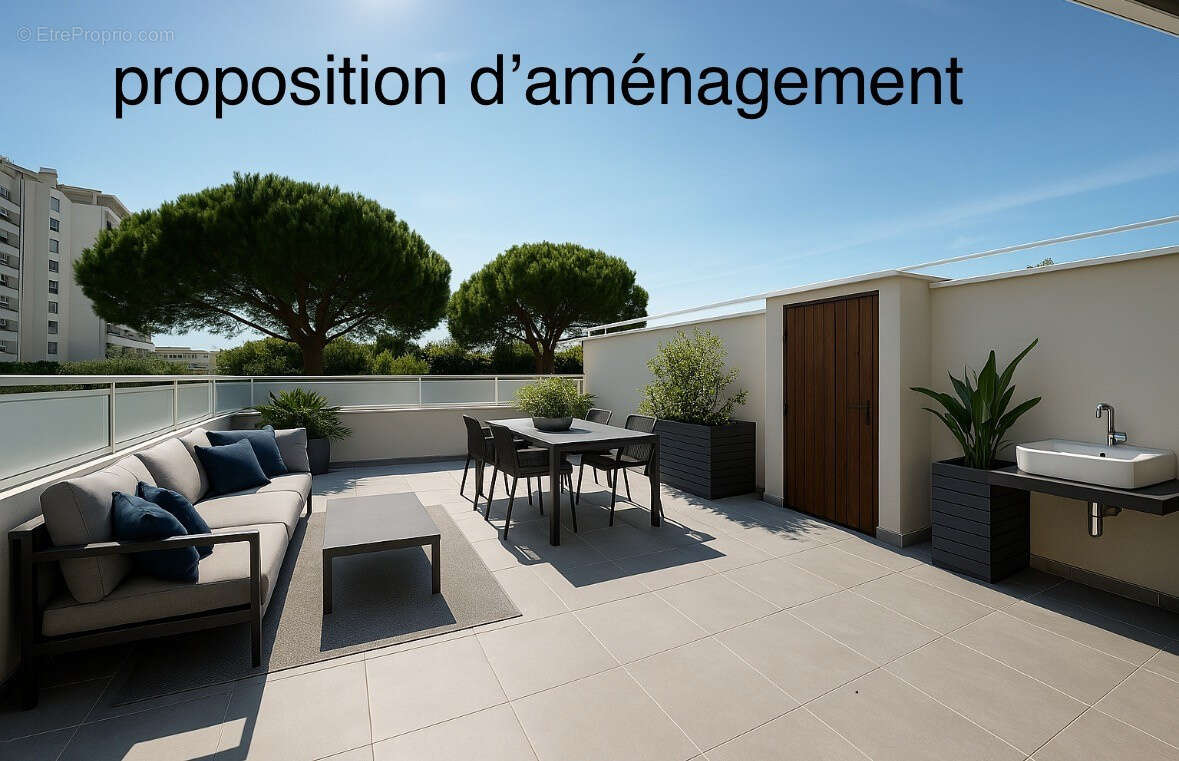 Appartement à MAUGUIO