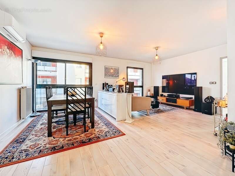 Appartement à CRAPONNE
