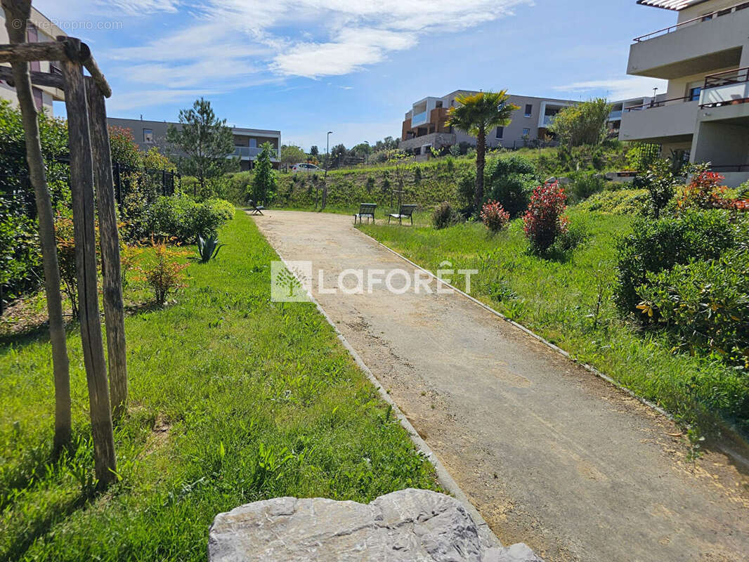 Appartement à JUVIGNAC