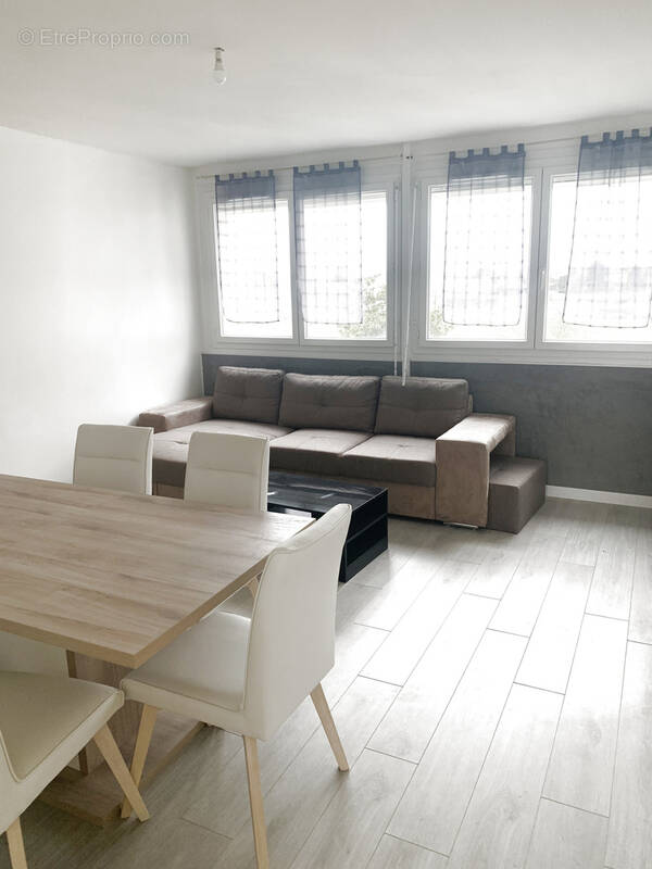 Appartement à BRON