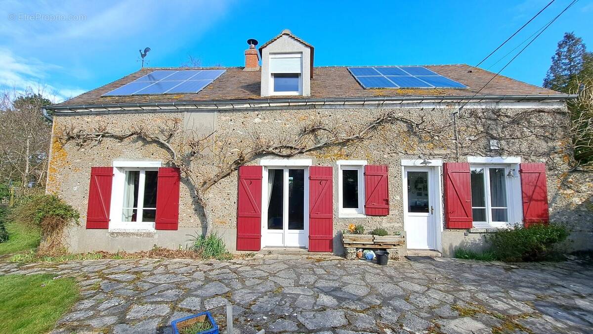 Maison à BRIIS-SOUS-FORGES
