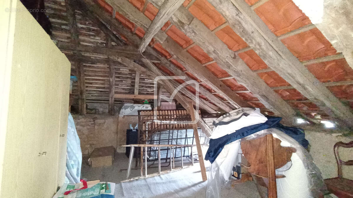 Maison à CUBJAC