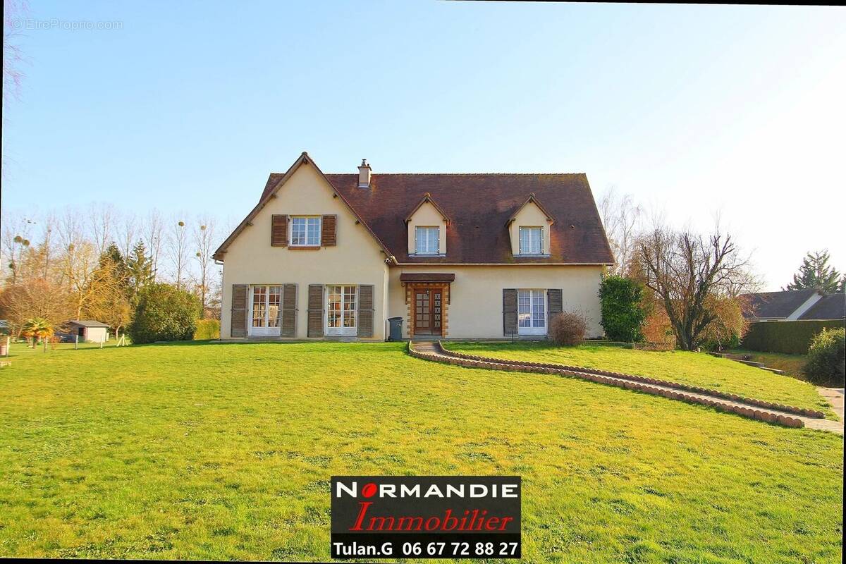 Maison à TOURVILLE-LA-RIVIERE