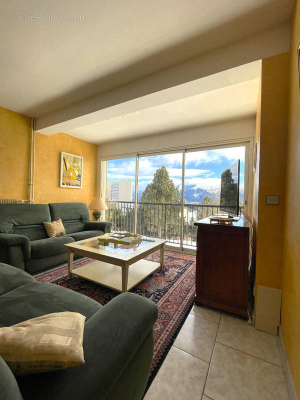 Appartement à FONT-ROMEU-ODEILLO-VIA