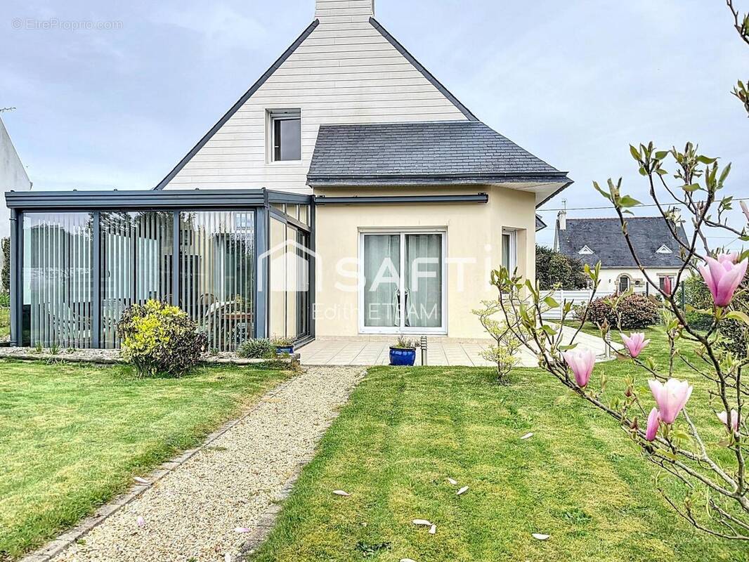 Photo 1 - Maison à PLUGUFFAN