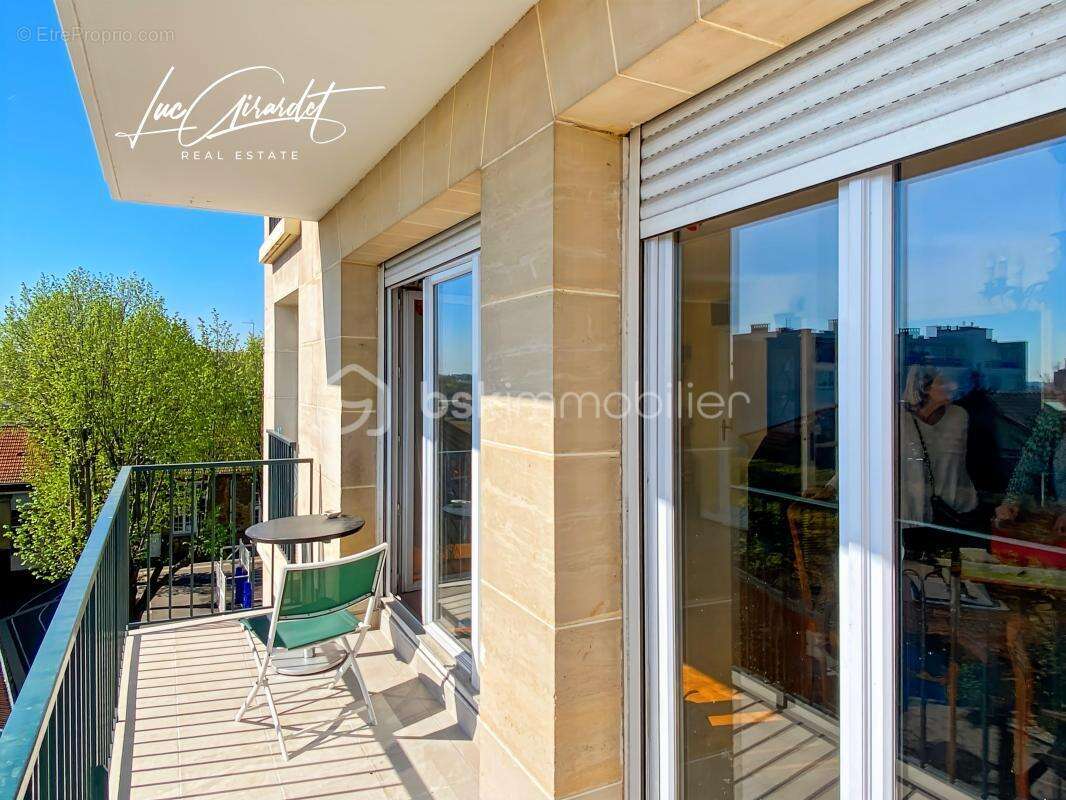 Appartement à SAINT-MAUR-DES-FOSSES
