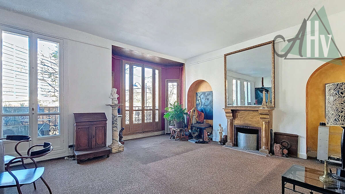 Appartement à PARIS-12E