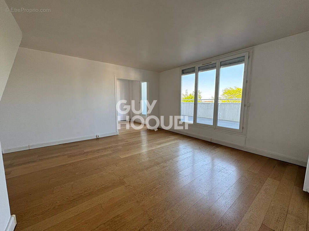 Appartement à FONTENAY-SOUS-BOIS