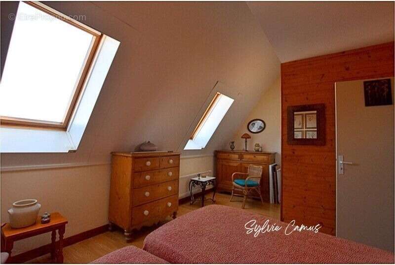 Appartement à SAINT-GENEST-LERPT