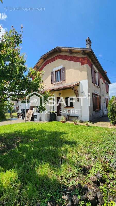 Photo 2 - Appartement à VAULX-EN-VELIN
