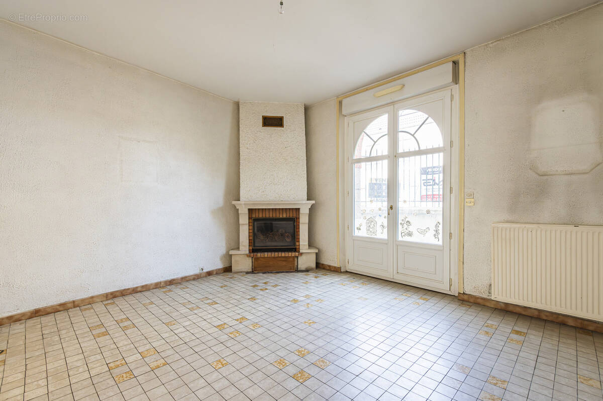 Maison à JONCHERY-SUR-VESLE