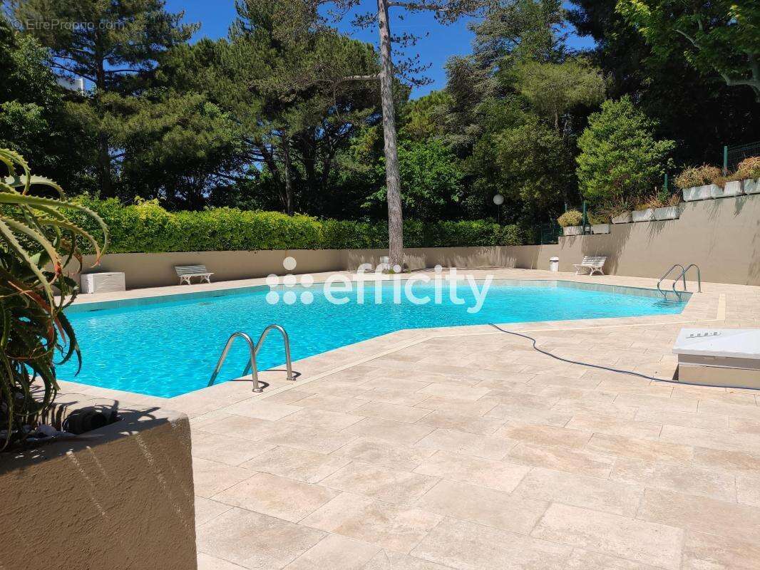 Appartement à MARSEILLE-9E
