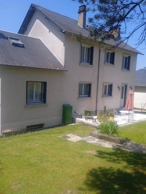 Maison à TREIGNAC