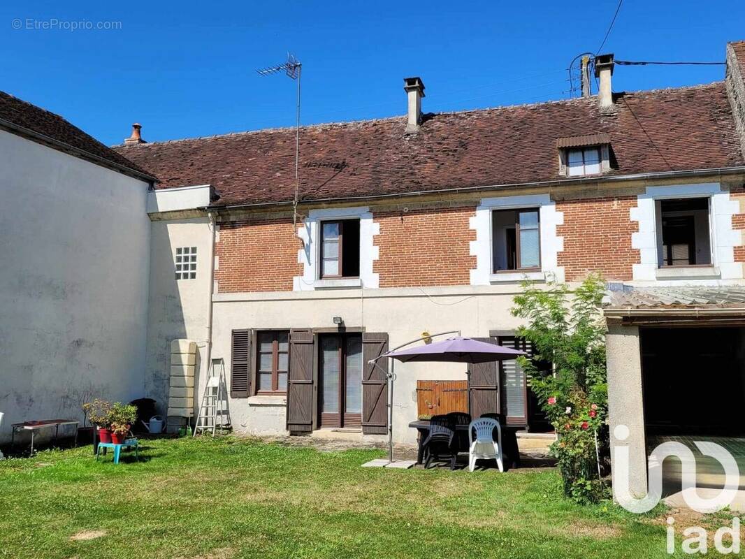 Photo 1 - Maison à NEUILLY-EN-THELLE