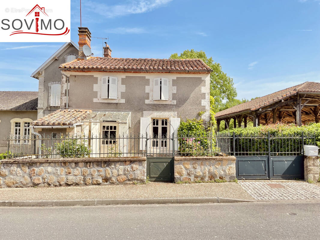 Maison à ABZAC