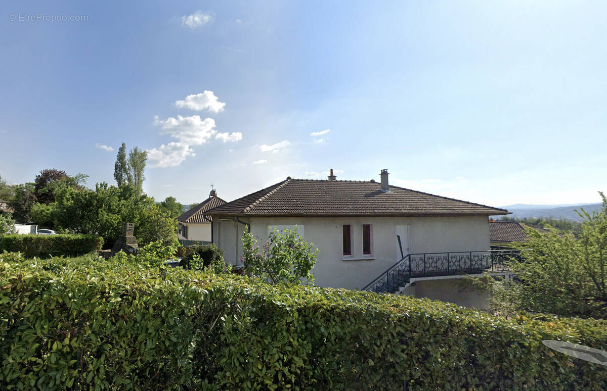 Maison à TERNAY