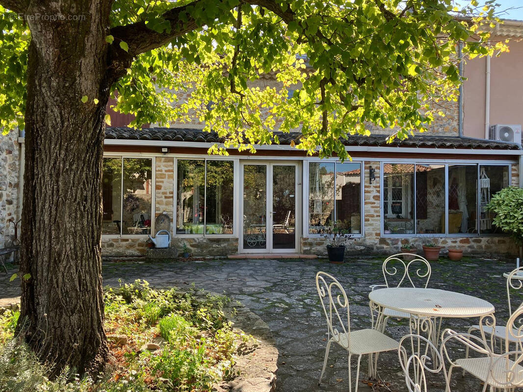 Maison à PIOLENC