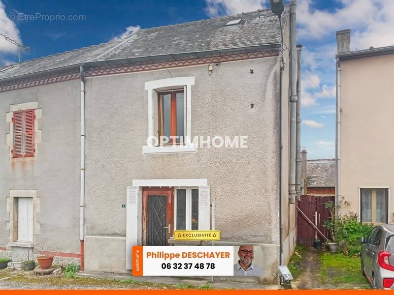 Maison à SAINT-HILAIRE-LA-TREILLE