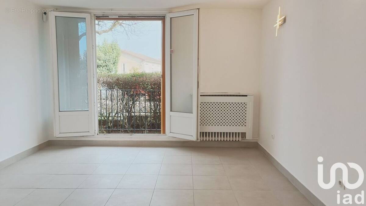 Photo 1 - Appartement à NOISY-LE-SEC