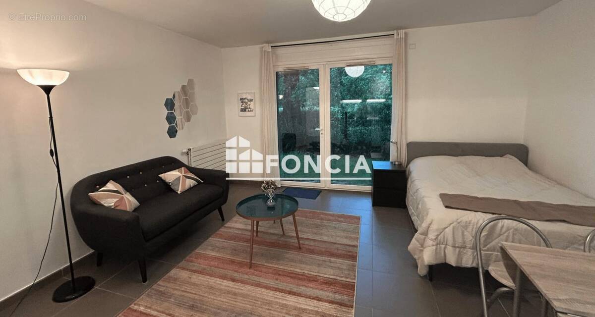 Appartement à VERSAILLES