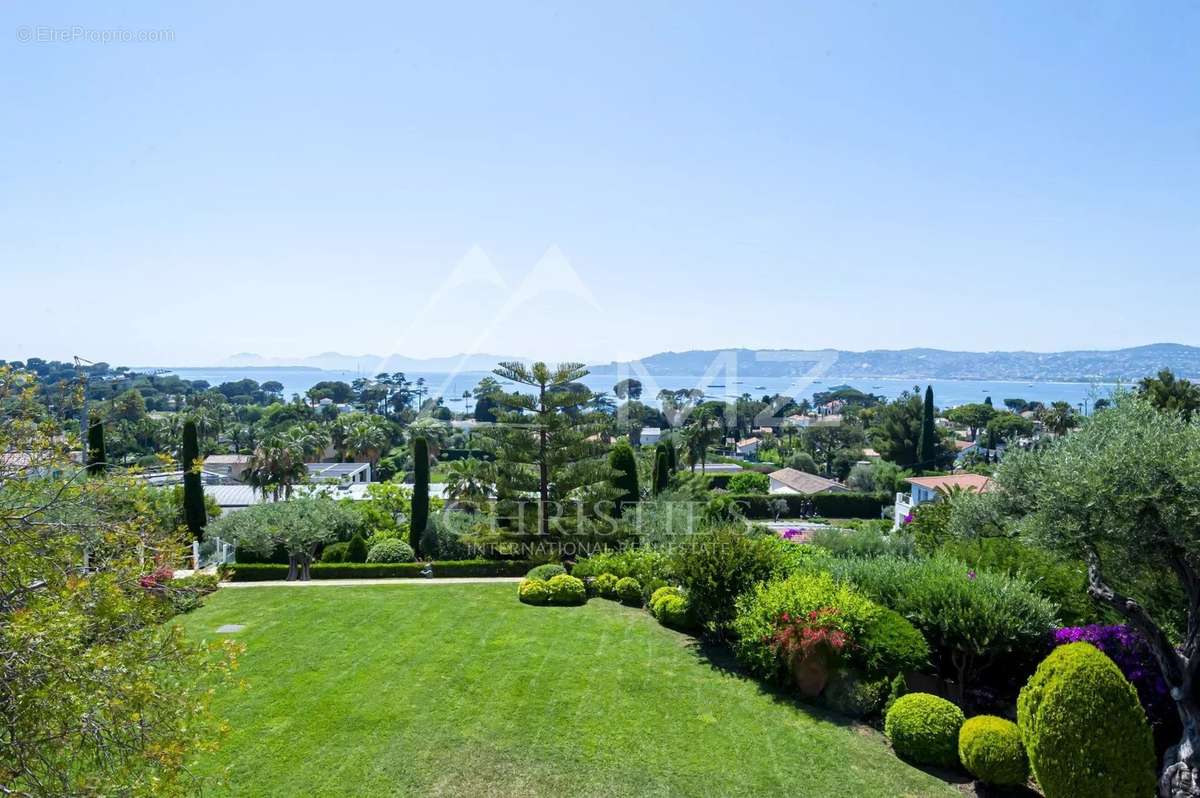 Maison à ANTIBES