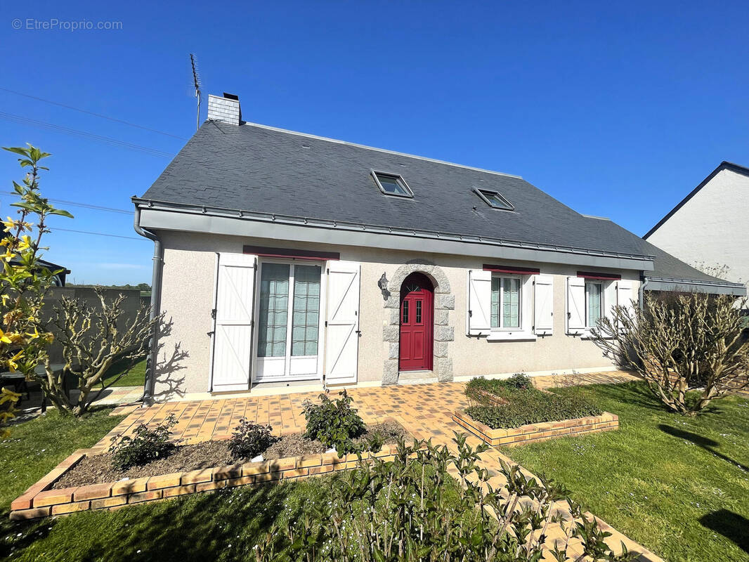 Maison à LIGNE