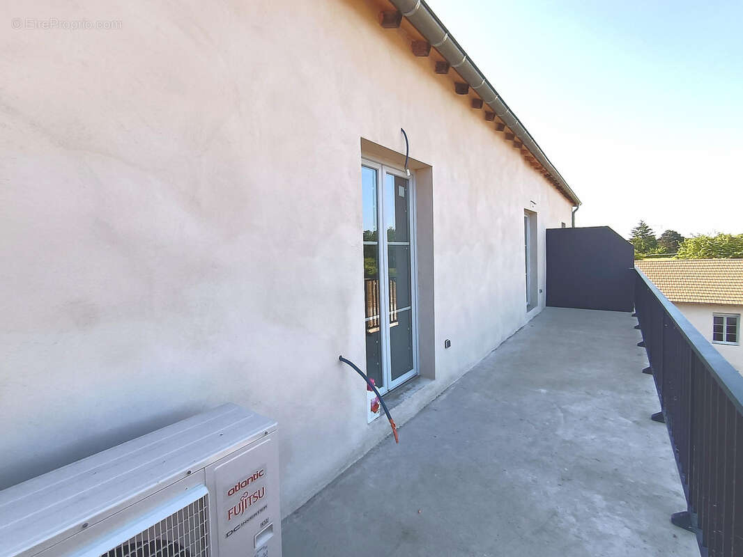 Appartement à CRECHES-SUR-SAONE