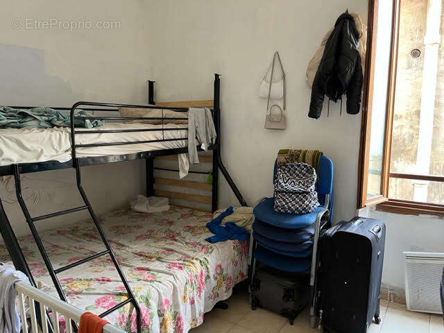 Appartement à MARSEILLE-2E