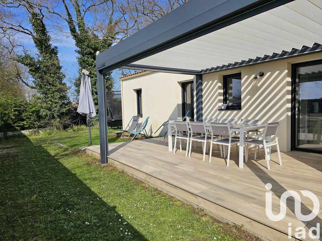 Photo 1 - Maison à SAINT-PHILBERT-DE-GRAND-LIEU