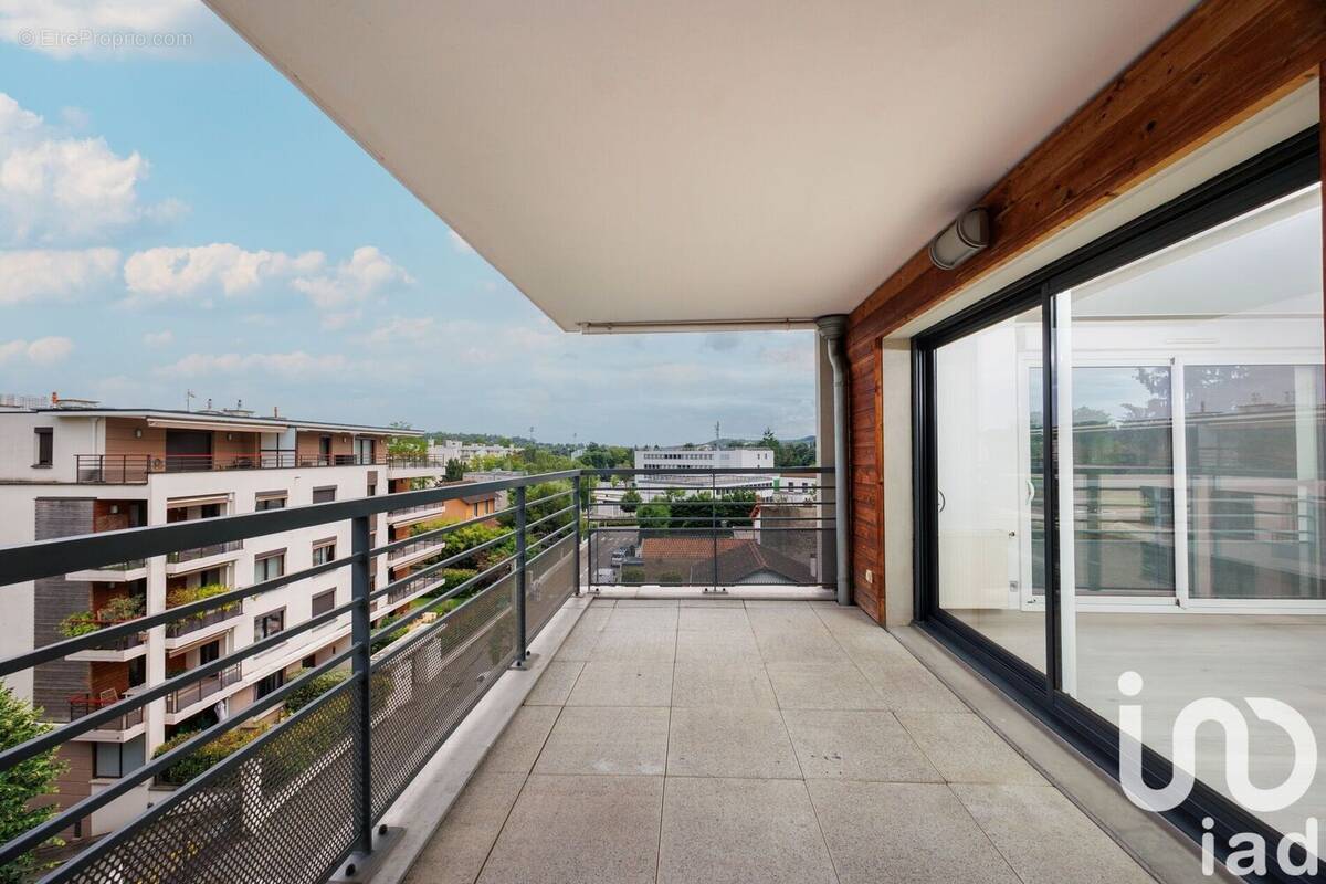 Photo 1 - Appartement à TASSIN-LA-DEMI-LUNE