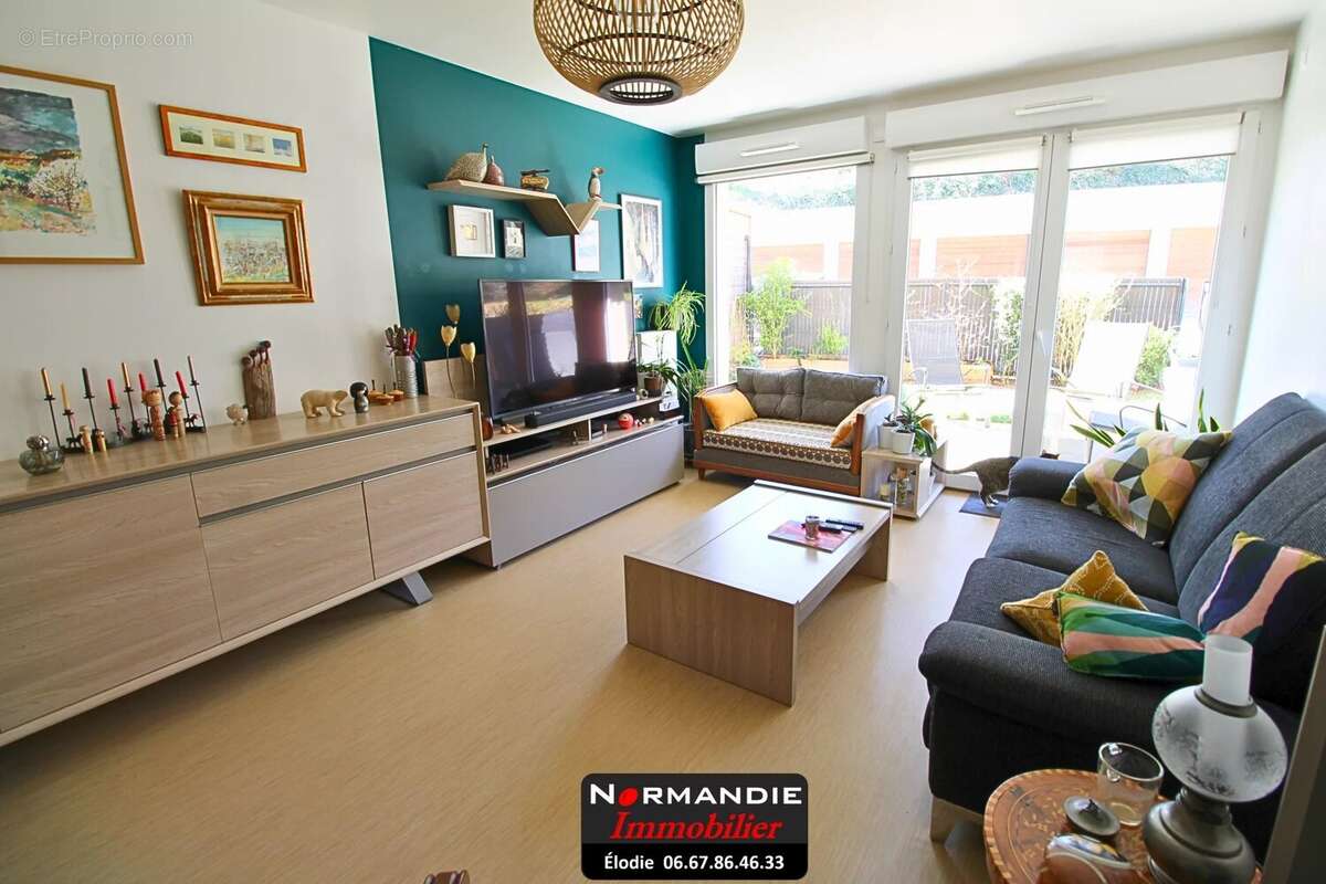 Appartement à PETIT-COURONNE