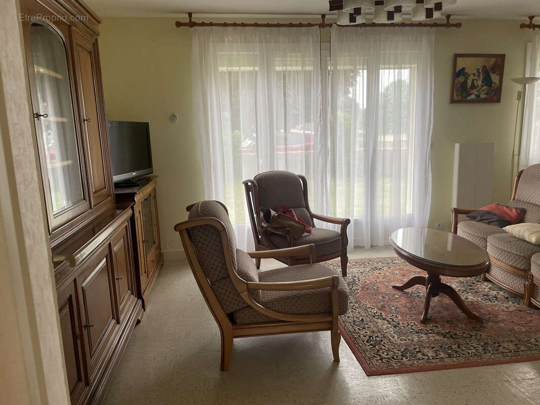 Maison à JAVREZAC