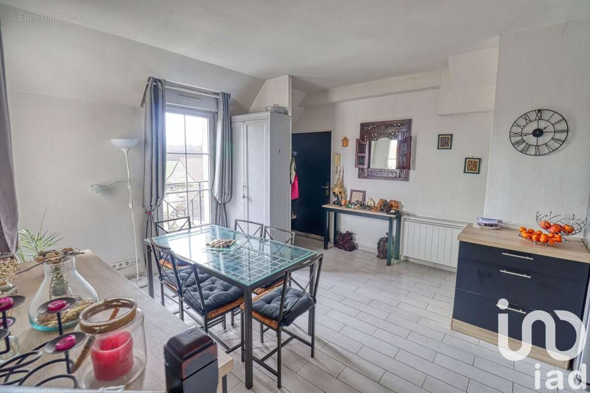 Photo 7 - Appartement à LA CHAPELLE-EN-SERVAL