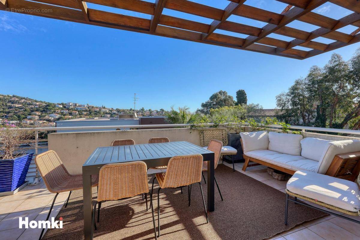 Appartement à HYERES
