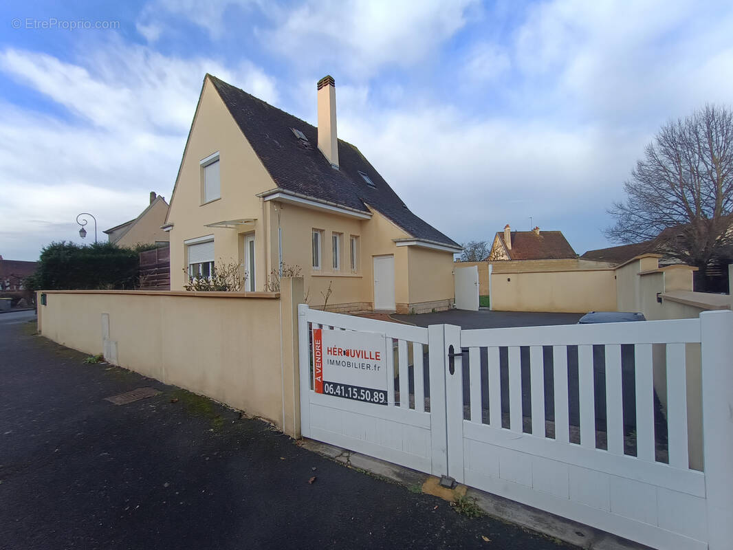 Maison à BAVENT